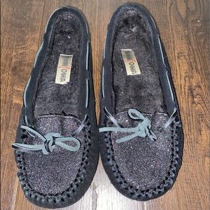 minnetonka slippers